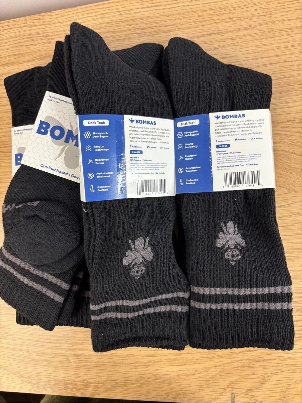 Bombas Men's Black Athletic Crew Socks XL (4 packs) Black / Gray NEW!